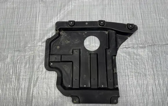 Mercedes-Benz X-class W470 Wiper trim 50842-5XD0B