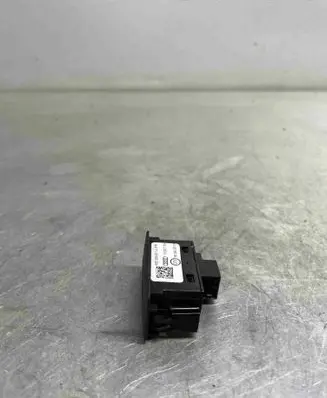 Audi A6 C7 Tailgate/trunk/boot open switch 4g0959831a