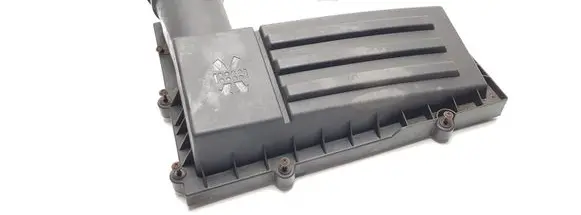 Volkswagen PASSAT B6 Air filter box cover 3C0129607BH 3C0129601CJ