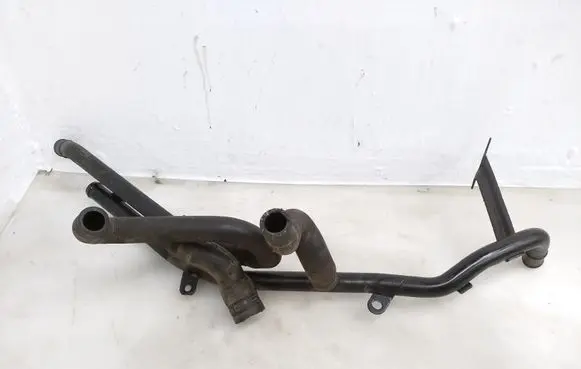 Seat Alhambra (Mk2) Engine coolant pipe/hose 5Q0121070AG 5Q0121064AM