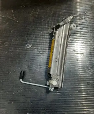 Audi A6 Allroad C6 Lift Jack 4F0011031D
