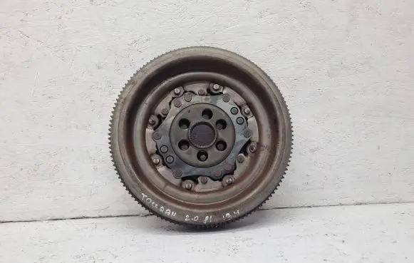 Volkswagen Touran II Flywheel
