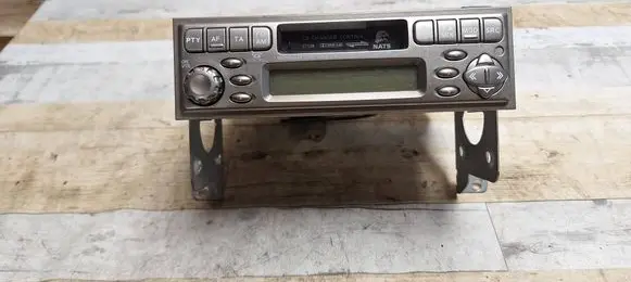 Radio/CD/DVD/GPS head unit