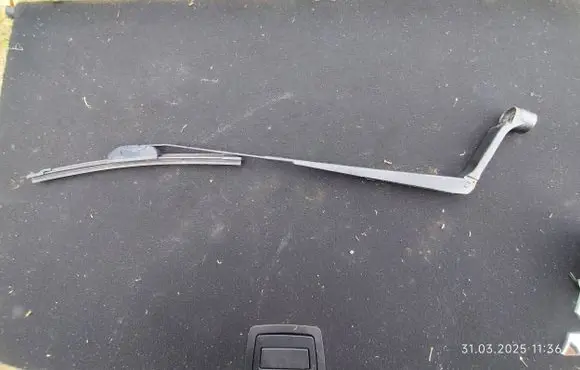 Mitsubishi Space Star Front wiper blade arm 07927CVEE4191 N857 2298