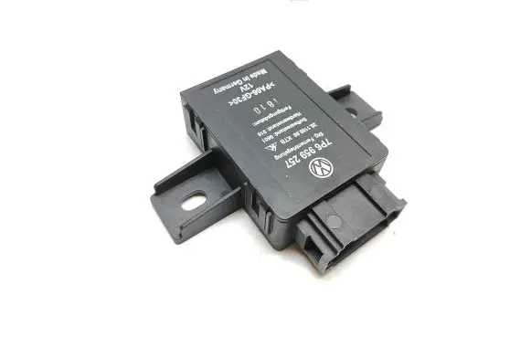 Volkswagen Touareg II Other control units/modules 7P6959257 26110000