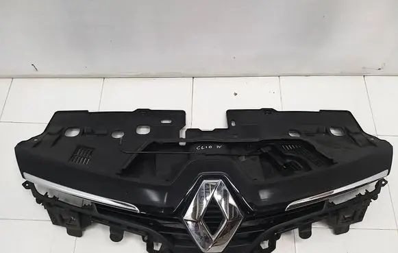 Renault Clio IV Front bumper upper radiator grill 628101467R T0000123663