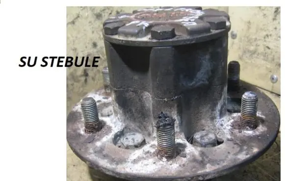 Opel Monterey Hub lock 220353453114