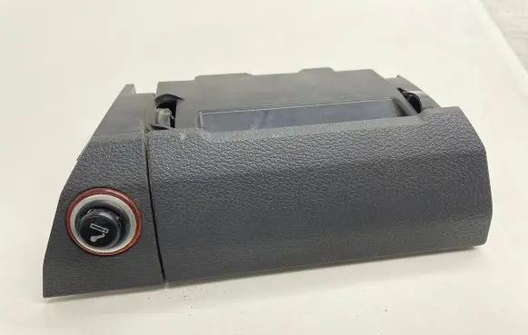 Car ashtray
