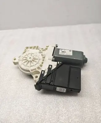Volkswagen Golf VI Rear door window regulator motor 5K0959794 5K0959703C 070410