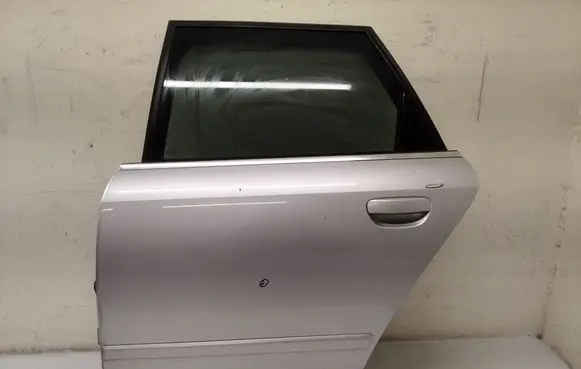 Audi A4 S4 B6 8E 8H Rear door 8E0833051