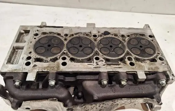 Opel Meriva B Engine head 55206388
