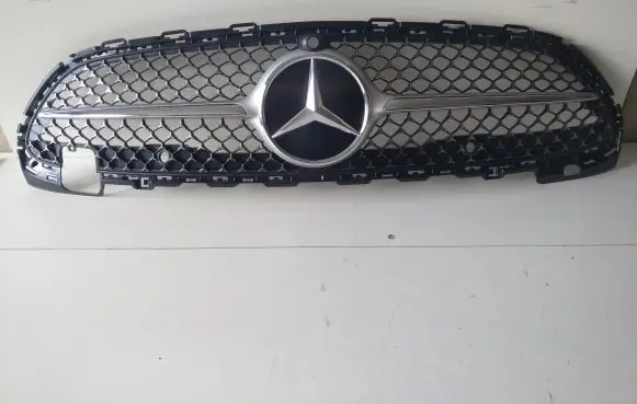 Mercedes-Benz C AMG W202 Manufacturer badge logo/emblem A2068884900 A2068882100