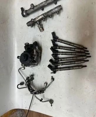 Audi A5 Sportback 8TA Fuel injection system set 059130755BB 0445010611 05100922