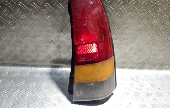 Nissan Primera Rear/tail lights 7309R 3260