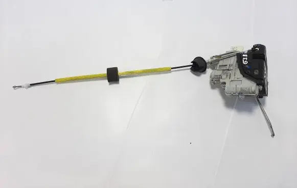Audi A6 S6 C6 4F Rear door lock 4F0839015A
