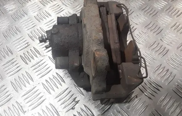 Skoda Octavia Mk2 (1Z) Front brake caliper