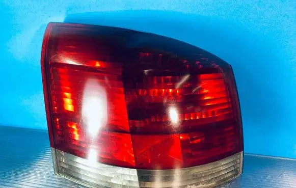 Opel Signum Rear/tail lights 13159861