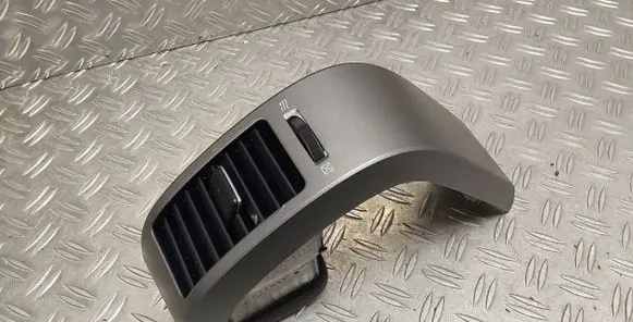 Toyota Prius (NHW20) Dashboard side air vent grill/cover trim 5506247010 5565047060