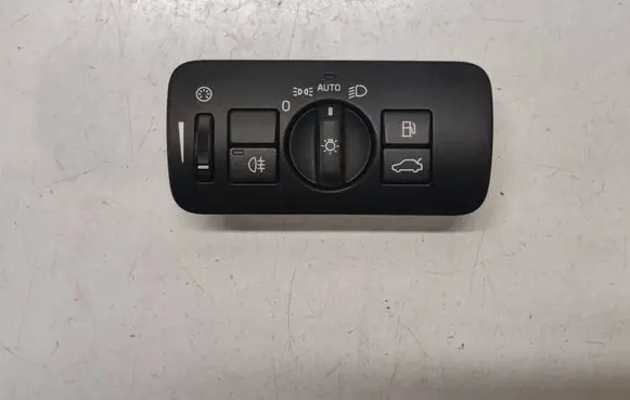 Volvo V60 Light switch 30739428