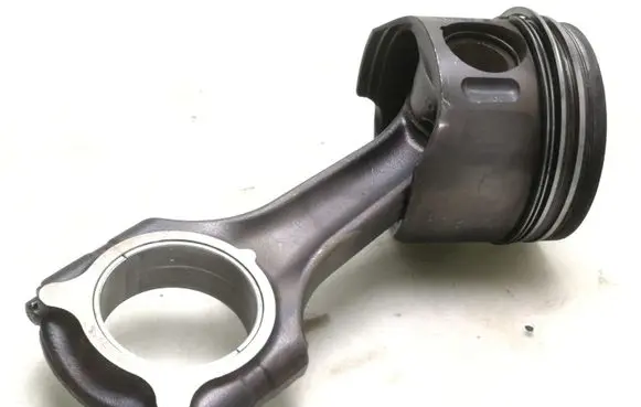Mercedes-Benz E W211 Piston with connecting rod 611
