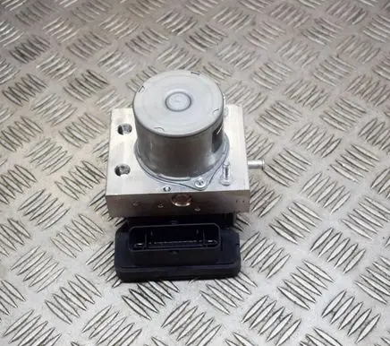 Tesla Model 3 ABS Pump 104474500B