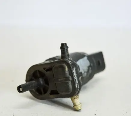 Skoda Octavia Mk2 (1Z) Windscreen/windshield washer pump