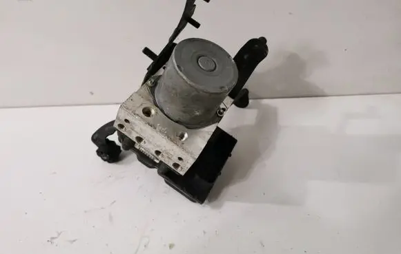 BMW 5 E60 E61 ABS Pump 6768550