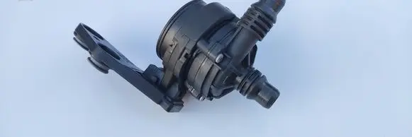 BMW 3 G20 G21 Electric auxiliary coolant/water pump 8474820 8474821