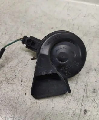 Audi A6 S6 C6 4F Horn signal