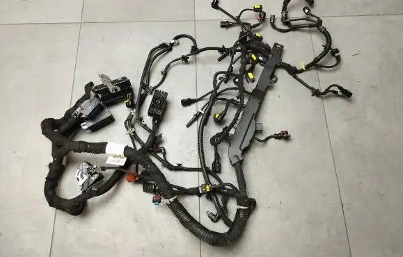 Opel Insignia A Engine installation wiring loom 39045393