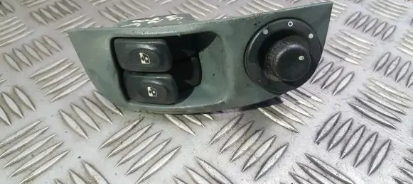Renault Megane I Electric window control switch 838099d