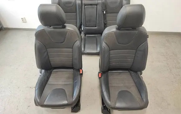 Ford Kuga II Seat set