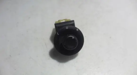 Dodge Caliber Wing mirror switch