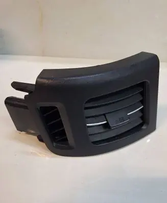 Toyota Prius (XW30) Dashboard side air vent grill/cover trim 5566047080 130140 5565047110
