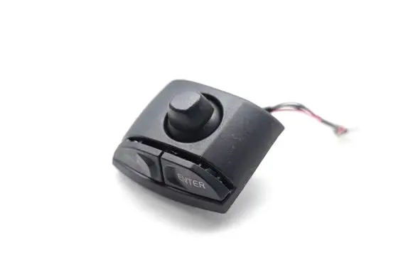Volvo C30 Steering wheel buttons/switches 31295571