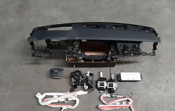 Audi A8 S8 D5 Front door window/glass (coupe) 4N1857001