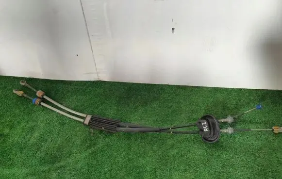 Peugeot RCZ Gear shift cable linkage 119174214