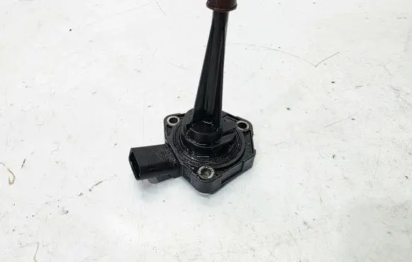 Audi A6 Allroad C7 Oil level sensor 03L907660B