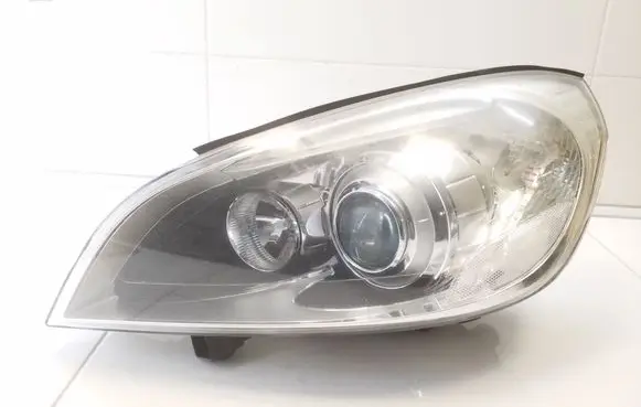 Volvo V60 Headlight/headlamp 31299990