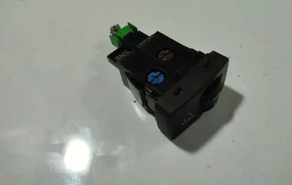 Honda Civic Headlight level adjustment motor A10610
