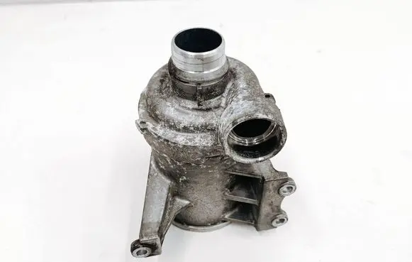 Volvo XC60 Water pump 31368715 702702280