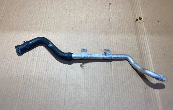 Land Rover Range Rover Sport L494 Engine coolant pipe/hose CPLA18B402AC