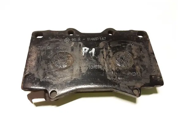 Toyota Land Cruiser (J100) Brake pads (front) 90R01465
