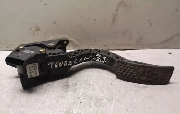 Hyundai Terracan Accelerator throttle pedal 351904X600 32726H1070