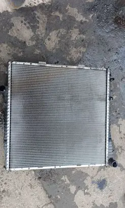 BMW X5 E53 Coolant radiator 17117788387