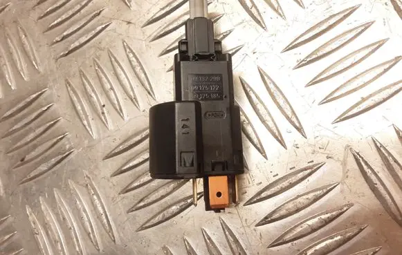 Clutch pedal sensor