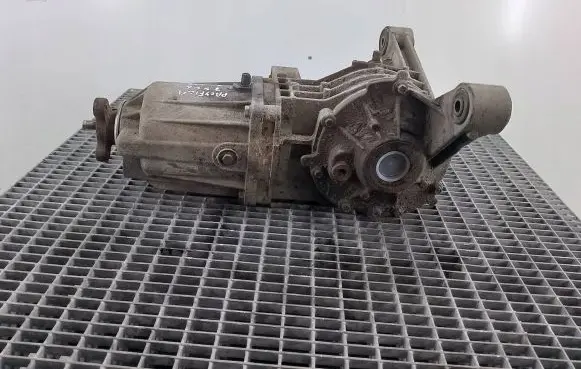 Chrysler Pacifica Rear differential 6800017791