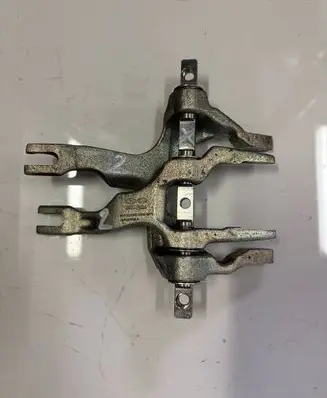 Hyundai Tucson TL Gearbox mounting bracket 414132D000