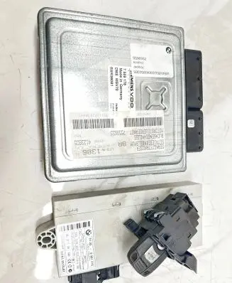 BMW 3 E90 E91 Engine ECU kit and lock set 7559178 5WK98081