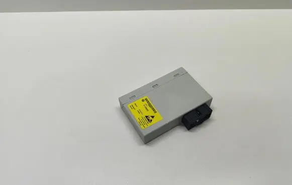 BMW 5 E60 E61 Central console control unit 9138969 80059001 426565